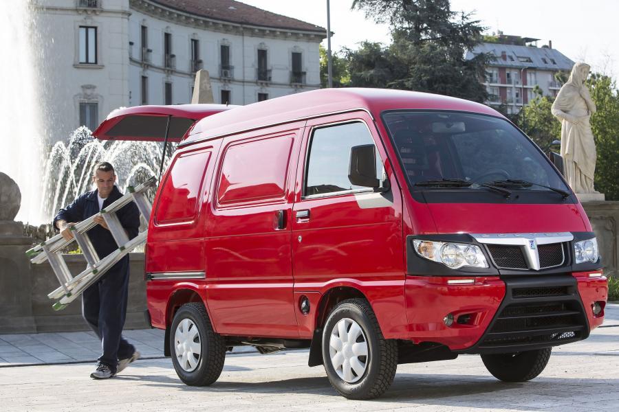  Piaggio Porter Panel Van 2015 года  (фото 3 из 5)